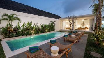 Piscina externa