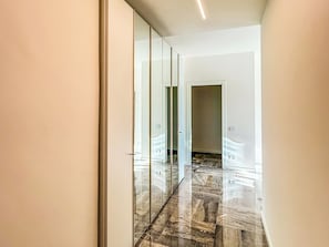 Apartment, City View | Interior - La Maison del Borgo (Bergamo)