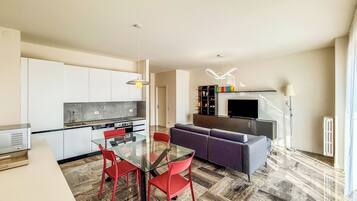 Apartment, City View | Interior