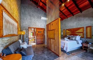 Room - Quarto triplo beira mar (Cruz)