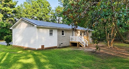 The Drylog Cottage . Peaceful 3BR Retreat