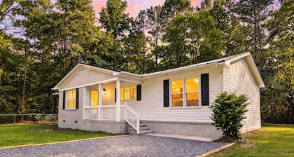 The Drylog Cottage . Peaceful 3BR Retreat