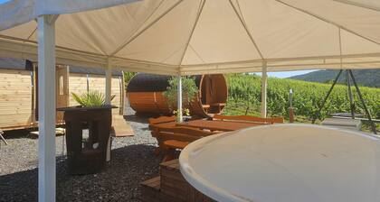 Schlaffass 'Campingschlaffass Leonie' with Shared Garden
