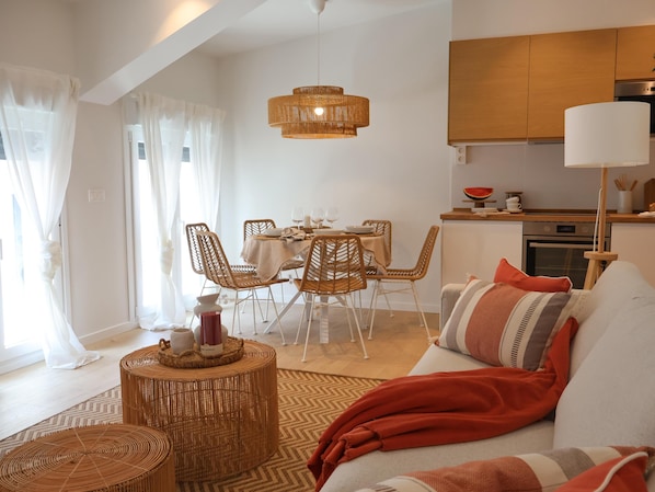 Living area - Vrbo Property (Pamplona)