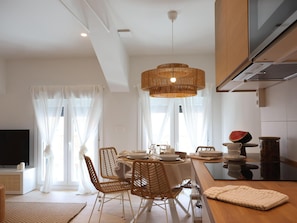 Dining - Vrbo Property (Pamplona)