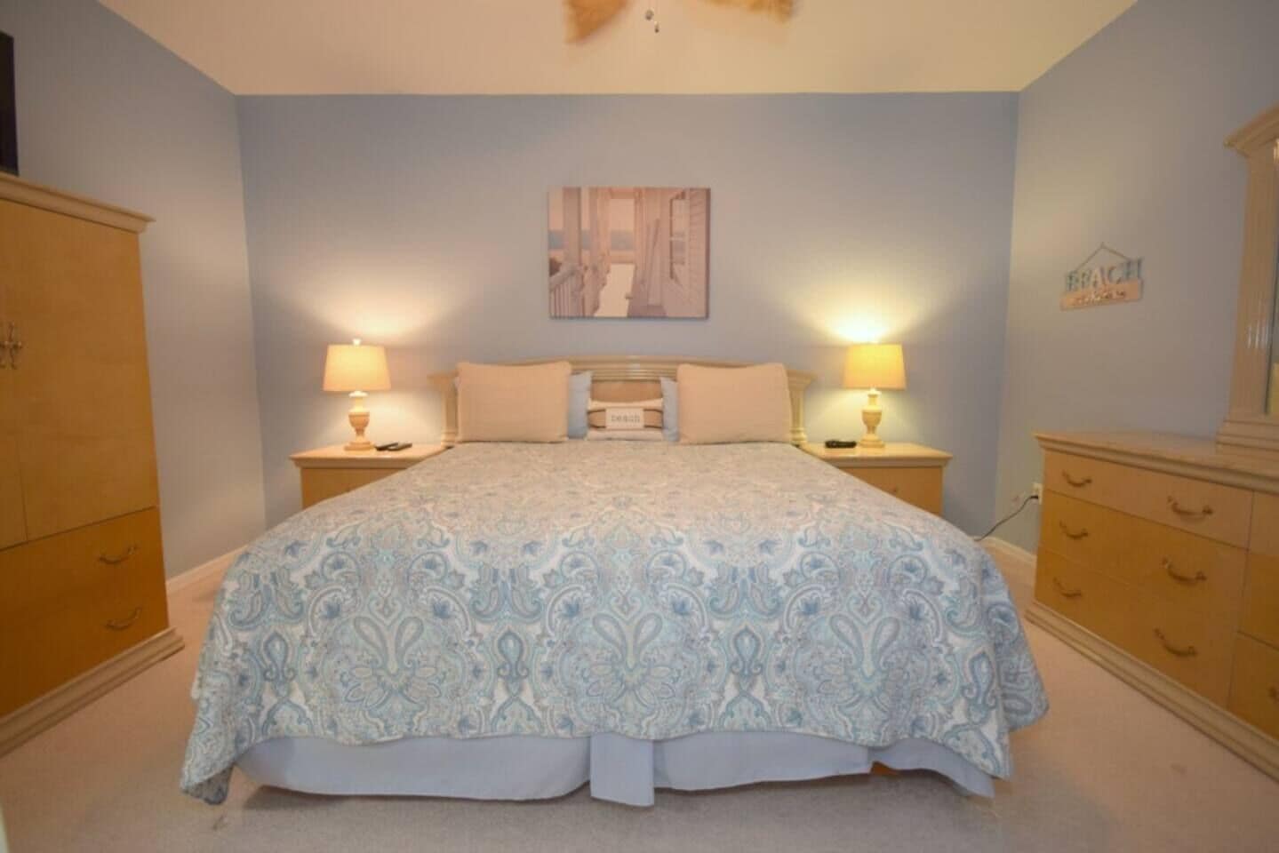 Iron/ironing board, travel cot, WiFi