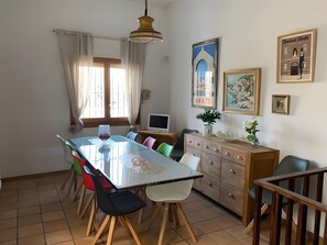 Dining - Holiday Home 'Ca Corrales' with Mountain Views, Wi-Fi and Air Conditioning (Calp)