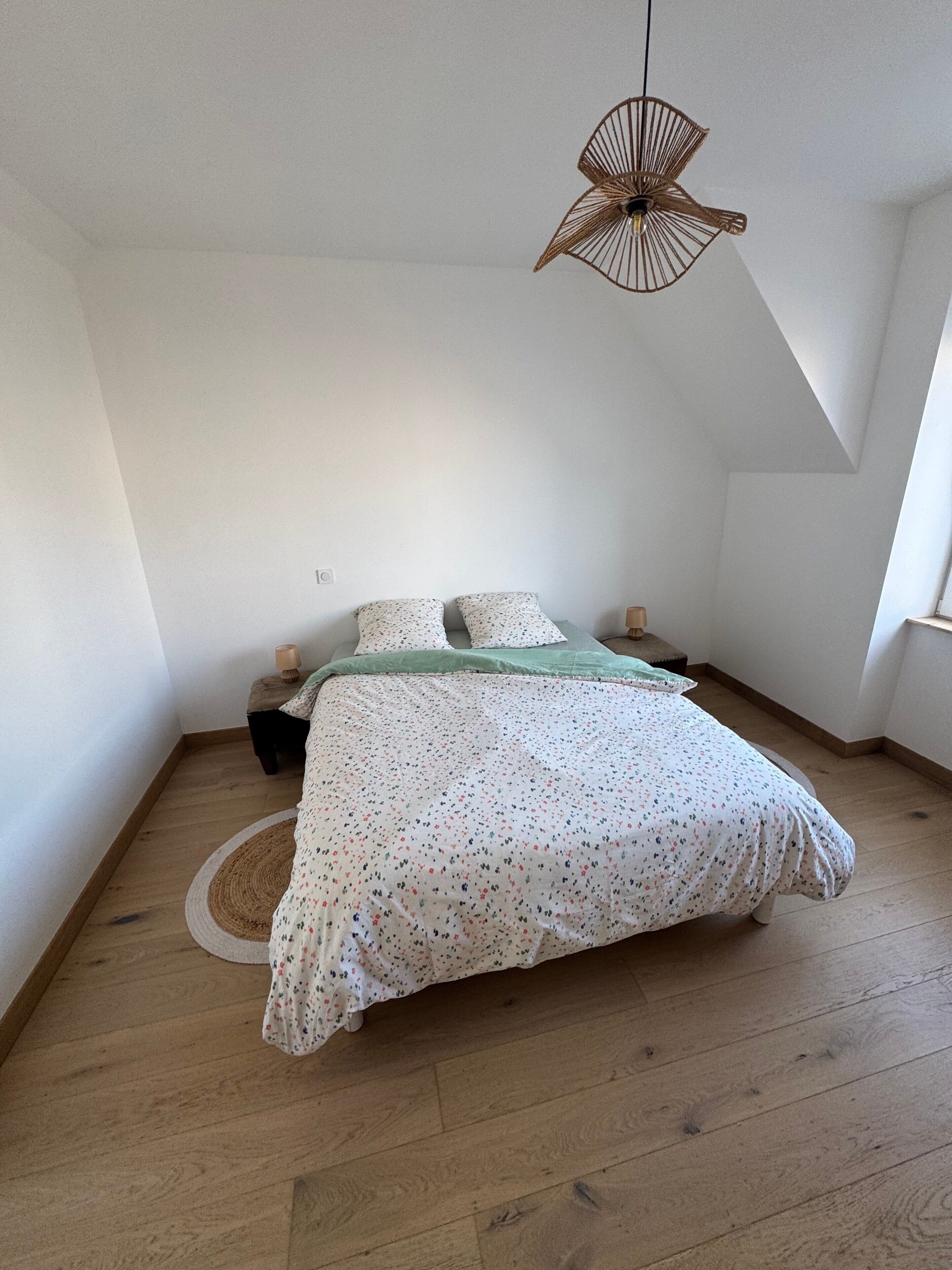 2 bedrooms, WiFi, bed sheets