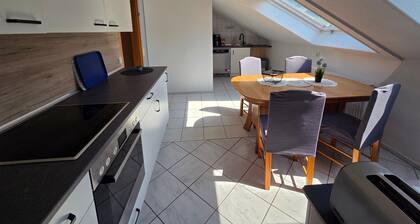 Apartment 'Ferienwohnung Acolon' with Shared Terrace and Wi-Fi