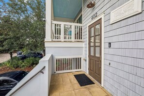 Exterior detail - Wally's World|Private Pool|Elevator|Golf Cart (Inlet Beach)