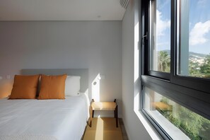 1 slaapkamer, een strijkplank/strijkijzer, wifi, beddengoed