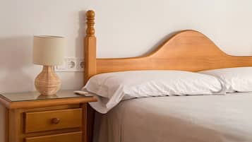 WiFi, bed sheets