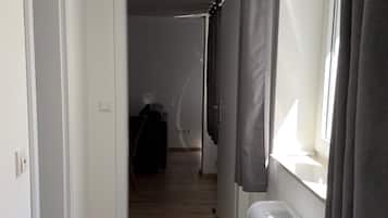 Interni