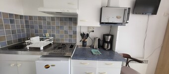 Studio "Les Iris - Hortensia" with Shared Terrace, Garden, and Wi-Fi