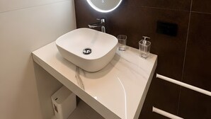 Unclassified image, 2 of 8, button - Bed and Breakfast 'Vicolo Del Fortino - Camera 103' with Balcony, Wi-Fi and Air Conditioning (Catania)