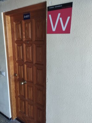 Unclassified image, 2 of 39, button - Las Vistas Beachfront Apartment with Sea View, Pool, and Wi-Fi (Arona)