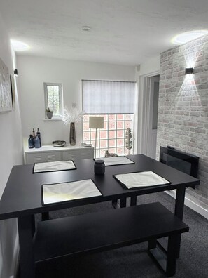 Dining - Bright Contemporary Home, Games Room & Exceptional Outdoor Entertaining Areas (Saltney)
