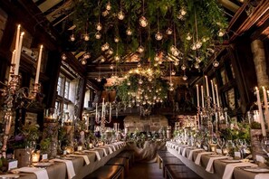 Banquet hall - Stonegate Castle - Eleven Bedroom Castle, Sleeps 26 (Hayfield)