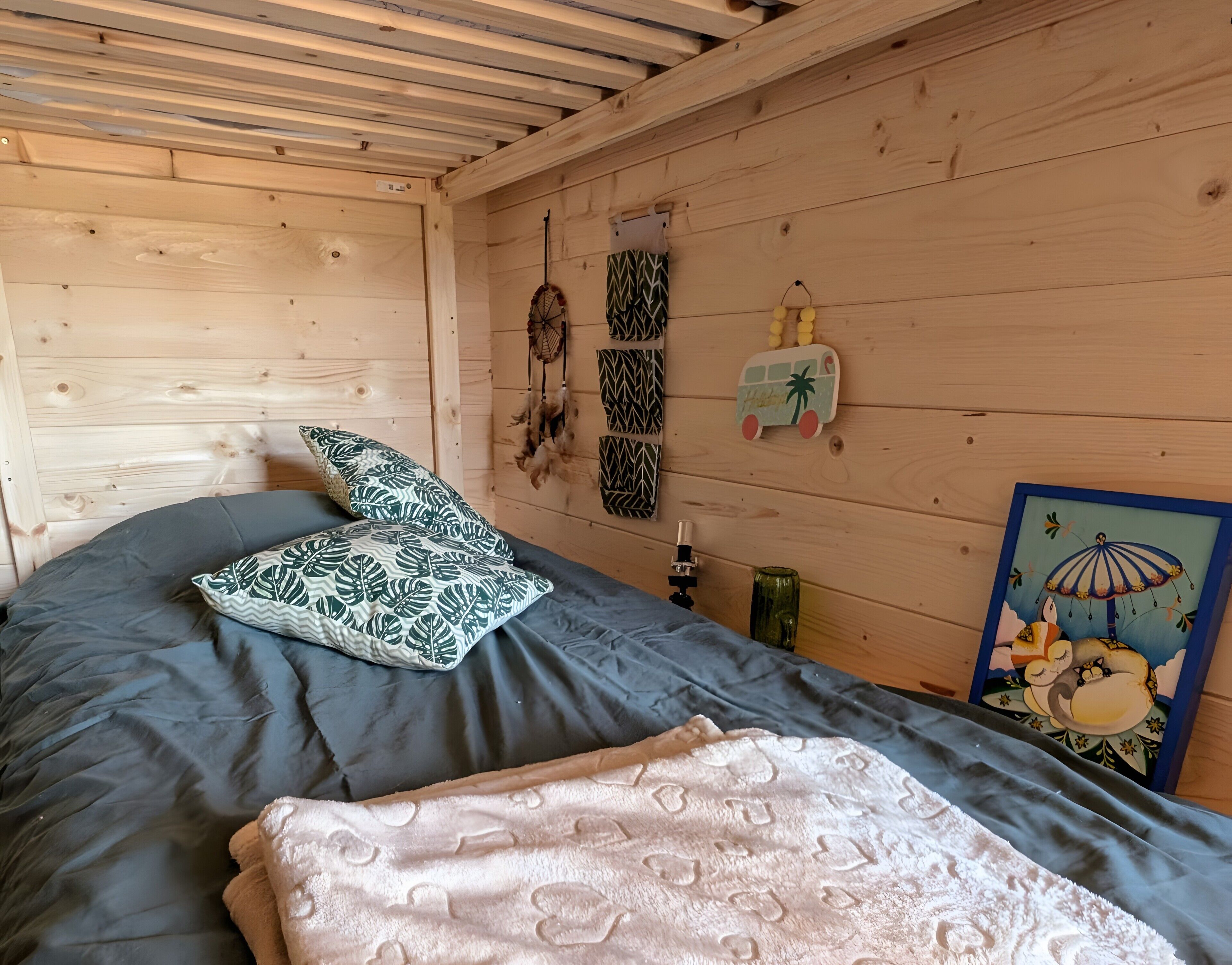 1 habitación y ropa de cama 