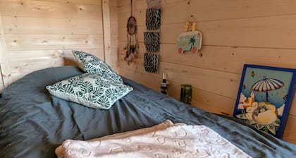 Nature & Relaxation Cabin at Domaine de la Gare – Tranquility and Authenticity