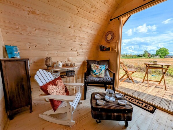 Living area - Nature & Relaxation Cabin at Domaine de la Gare – Tranquility and Authenticity (Lavoncourt)