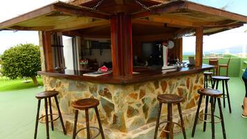 Bar (en el alojamiento)