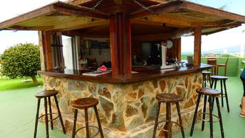 Bar (in der Unterkunft)