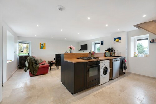 Au Deux Palmiers – A Comfortable House in the Heart of Bessin