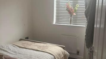 3 habitaciones, wifi gratis y ropa de cama