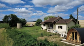 Exterior - Unique Bubble B&B with Private Spa in Lavoncourt (Lavoncourt)