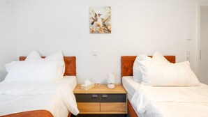 Room - Milser Hof · Apt. 1 – Cozy for 2 (Bielefeld)
