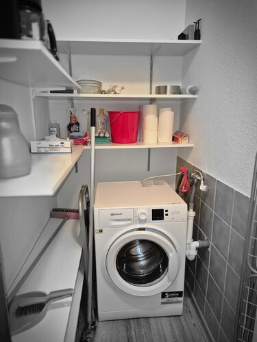Apartment im Pfälzerwald mit privater Terrasse, WLAN und Waldrandlage