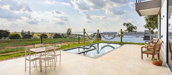 Febe Mansion, 4 suites with pool on the dam, Riviera de Sta. Christina XIII