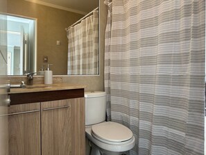 Unclassified image, 4 of 21, button - Oceana Suites Centro Carrera (Temuco)
