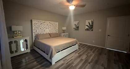 Waterfront Condo, Private Dock & Boat Lift, Near SPI