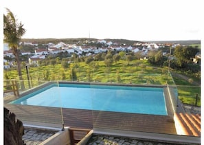 Pool - 2-Bedroom House: A Comfortable Home with a Stunning View (Ciborro)