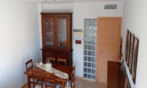 Dining - Family Vacation Home (La Ràpita)