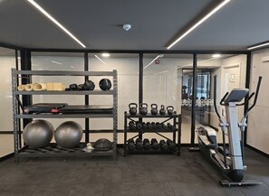 Fitness facility - Apartment Suite, Pool, Coworking Space, Gym, and Fast Wi-Fi in the Heart of Miraflores!! (Miraflores)