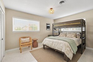 3 Schlafzimmer, Bügeleisen/Bügelbrett, WLAN, Bettwäsche