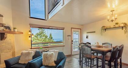 Heavenly Vista Lago Lake View - Luxury Ski-In-Ski-Out Retreat with Stunning Lake Views