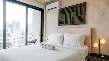 Comfort Apartment, Balcony, City View | Free WiFi, individually decorated, individually furnished, bed sheets