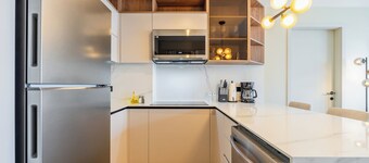 The Hub Modern Apartments by Wynwood