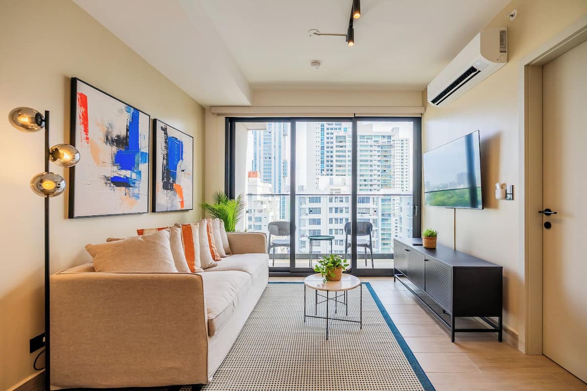 Standard Apartment, Balcony | Living room | 43-inch Smart TV with digital channels, heated floors