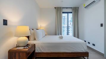 Apartamento junior, balcón | Wifi gratis, decoración individual, mobiliario individual y ropa de cama