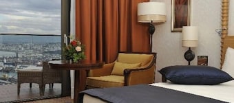 Hotel El Aurassi