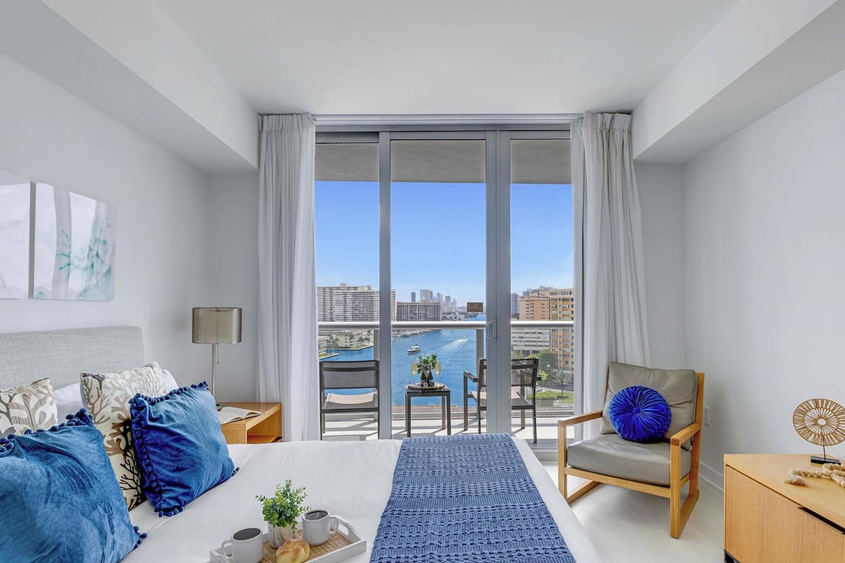 Comfort Apartment, 1 Bedroom, Balcony | Laptop workspace, free WiFi