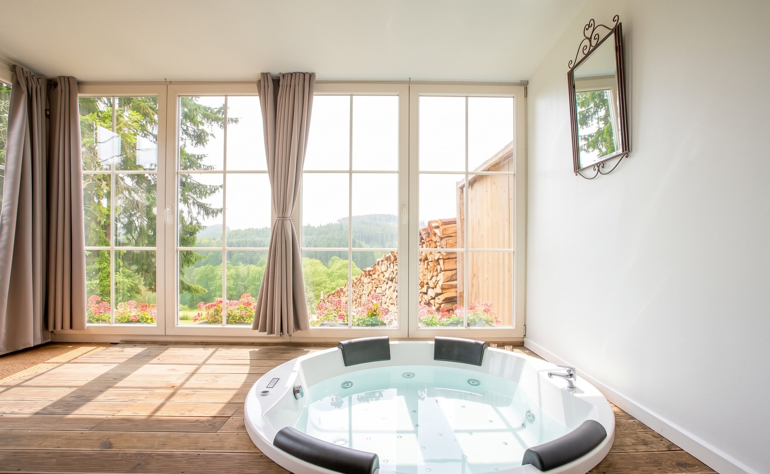 Jacuzzi