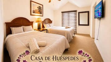 Family Double Room, Balcony, Park View | Bathroom