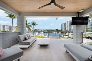 Terrace/patio - Waterfront 3 BD/Marina Views/Delray Beach (Delray Beach)