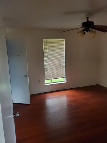 country living with close proximity to jackson metro area and 8 miles to airport